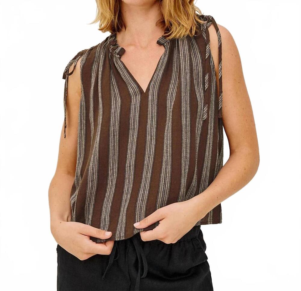 NEW RAILS sosa v-neck top in oak stripe - Picture 4 of 6